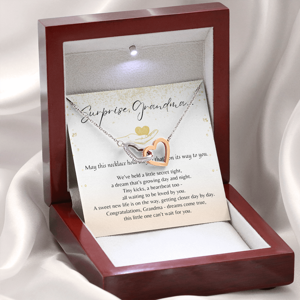 Interlocking Hearts Necklace for Grandma-To-Be – A Meaningful Baby Announcement Gift for Grandma | Rose Gold or 18K Yellow Gold Plated displayed in gift box with message card